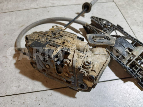 Замок двери задней правой Volkswagen Polo оригинальный номер 6R4839016