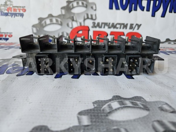 Блок предохранителей Audi A4 