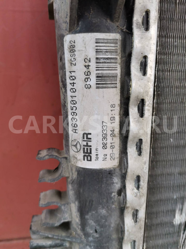Радиатор охлаждения двигателя A6395010401 Mercedes-Benz Viano W639 Mercedes-Benz Vito оригинальный номер A6395010401