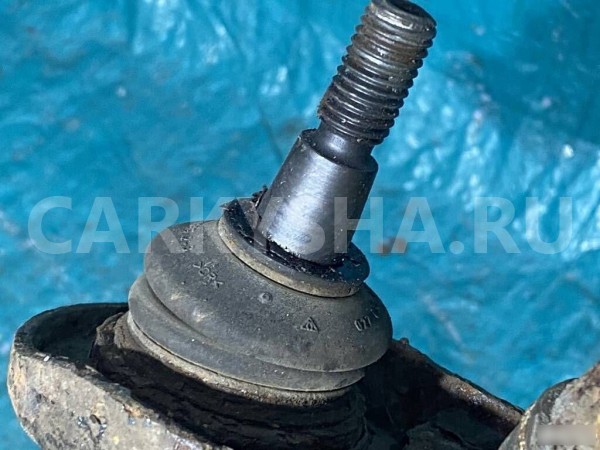 Рычаг передний правый верхний Land Rover Discovery Land Rover Discovery оригинальный номер RBJ500222 / 6H223084AA