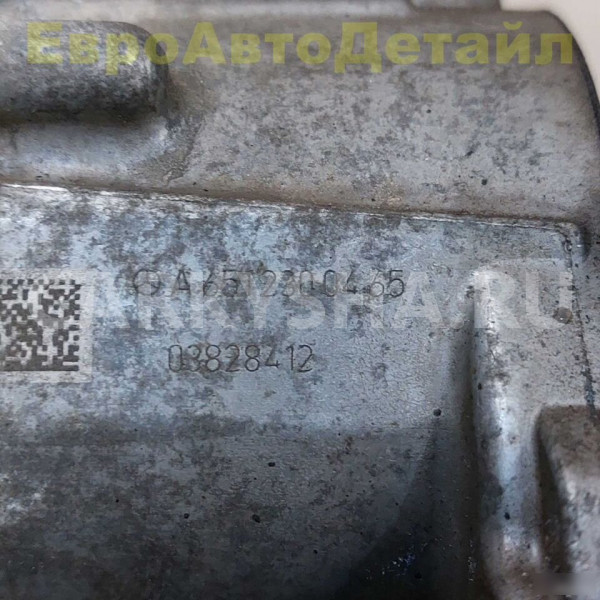 Вакуумный насос Mercedes-Benz OM651 Mercedes-Benz GLC оригинальный номер A6512300465