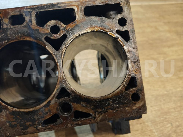 Блок цилиндров Ford Focus оригинальный номер 1127414