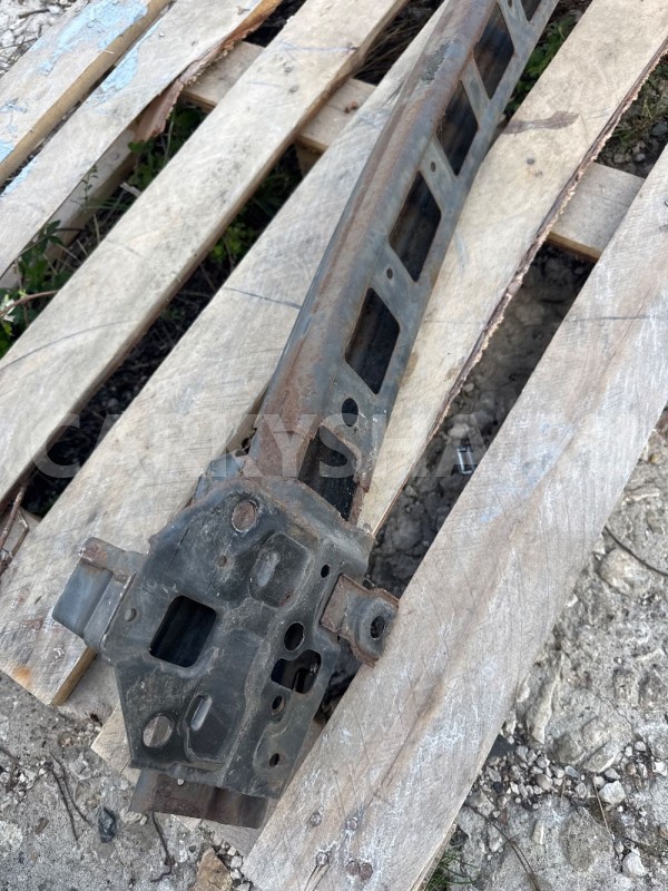 Усилитель переднего бампера  Hyundai Santa Fe 2 Hyundai Santa Fe оригинальный номер 865302B010