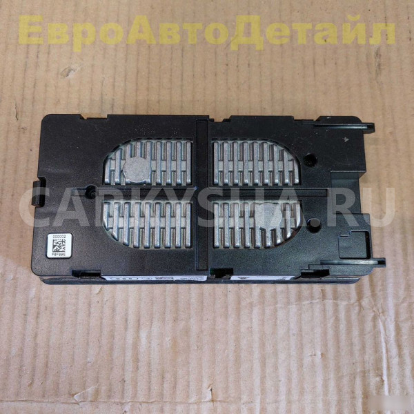 Беспроводное зарядное устройство VW Touareg 3 CR7 Volkswagen Touareg оригинальный номер 4N0035502B