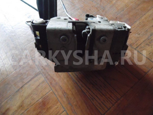 Замок двери Dodge Caliber I (2006—2009) Dodge Caliber оригинальный номер 04589650AC