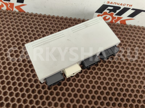 Блок управления крышкой багажника BMW 3er оригинальный номер 61 35 7 410 612, 61 35 7 410 612, 61357410612, 7410612, 61 35 7 388 492, 61357388492, 7388492, 61 35 7 381 251, 61357381251, 7381251, 61 35 7 374 138, 61357374138, 7374138, 61 35 7 368 333, 61357368333, 7368333