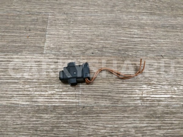 Кнопка центрального замка Mercedes-Benz S-klasse 