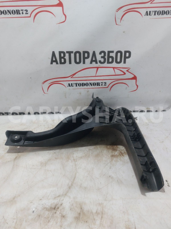 Накладка порога задняя правая Hyundai Solaris Hyundai Solaris оригинальный номер 858861R000