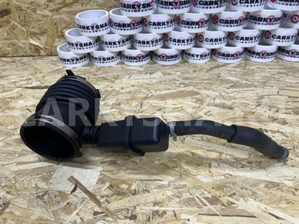 Патрубок воздушного фильтра Infiniti QX60 II оригинальный номер 16576-6KA0A
