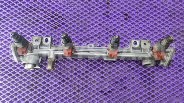 Топливная рампа Mercedes-Benz W210 Mercedes-Benz E-klasse оригинальный номер 1110781045