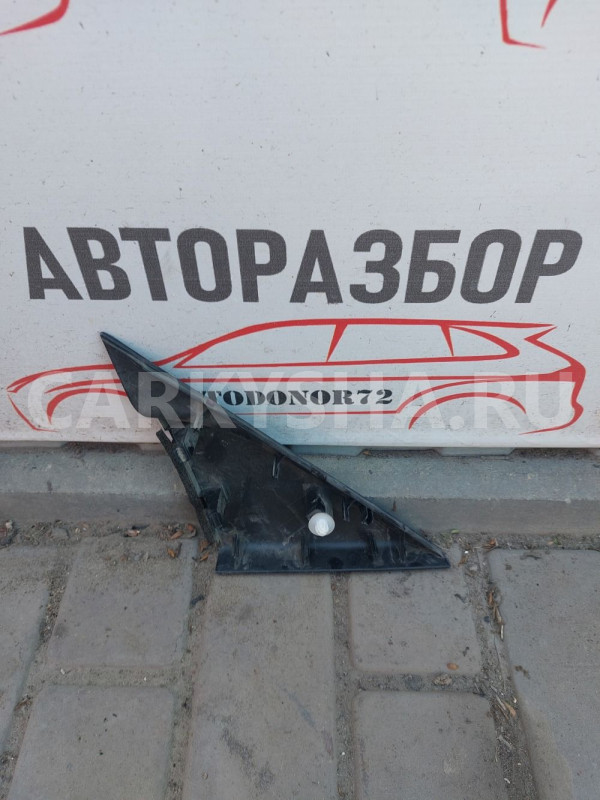 Уголок двери внутренний перед левый Mazda 3 BK Mazda 2 оригинальный номер BP4L69171E