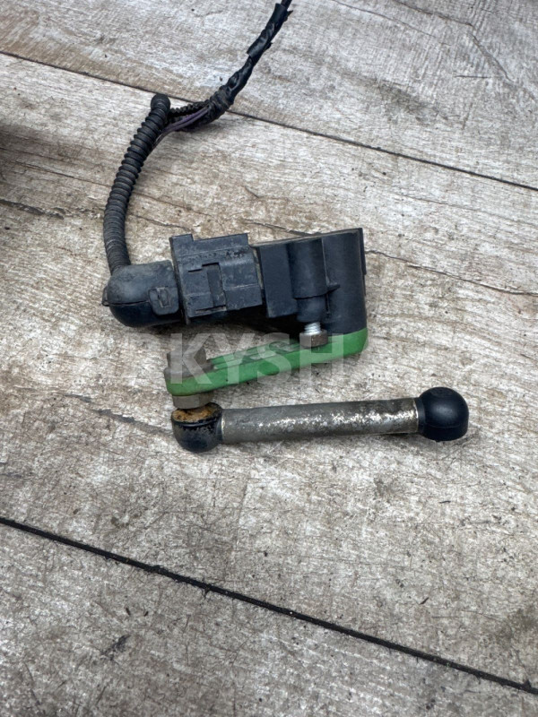 Датчик дорожного просвета VW Touareg NF / Cayenne Volkswagen Touareg оригинальный номер 7p0616571
