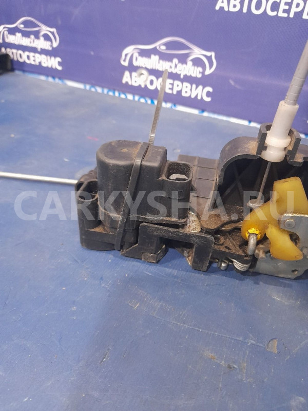 Замок двери передней левой SsangYong Actyon New Ssang Yong Actyon оригинальный номер 7121034021