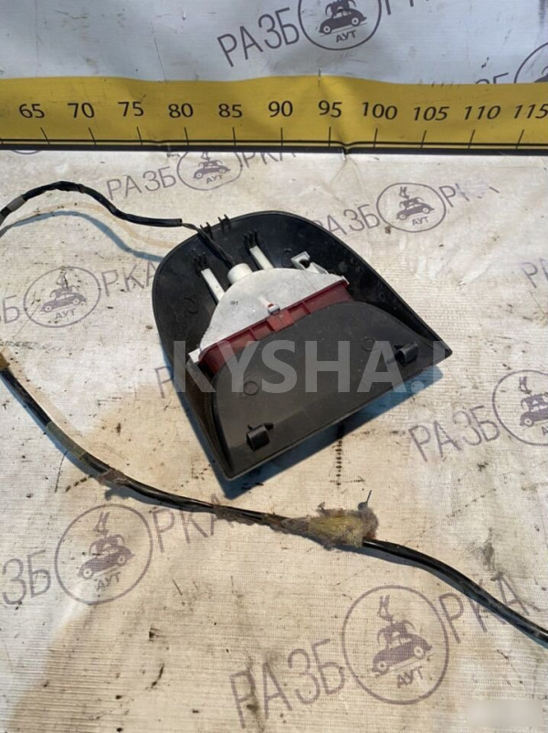 Полка в багажник Subaru Legacy BL9 Subaru Legacy оригинальный номер 65512AG001JC