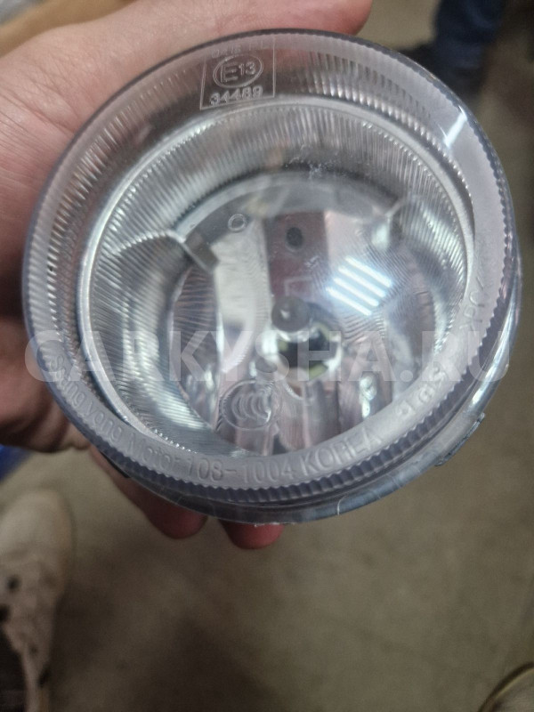 Фара противотуманная SsangYong Rexton II 06-12 Ssang Yong Rexton оригинальный номер 8320108B00