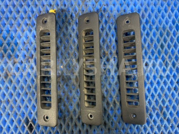 Дефлектор воздушный Toyota Hiace XH10 Toyota HiAce оригинальный номер 87125-26020