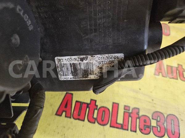 Фара правая Kia Sportage 