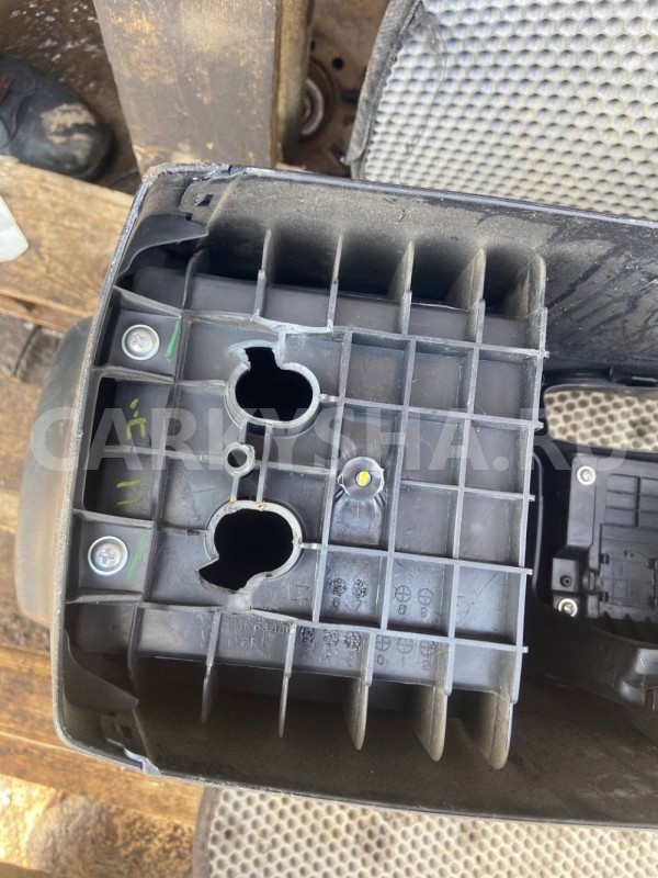 Подлокотник Mazda 3 BK рестайлинг (2006—2009) Mazda 2 оригинальный номер BN8P64420E02