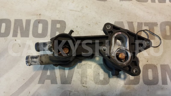 Корпус термостата Volkswagen Polo 5 Volkswagen Polo оригинальный номер 03C121111AE