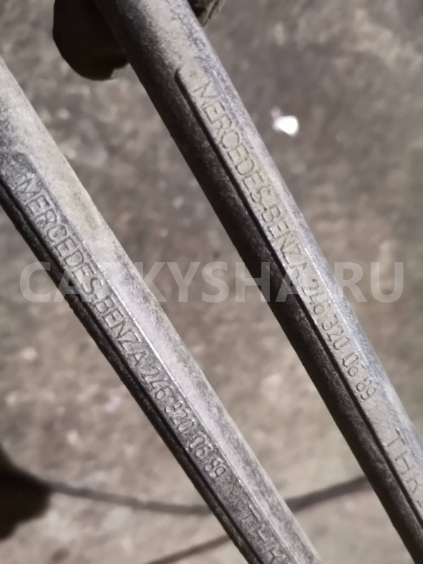 Стойка стабилизатора передняя Mercedes-Benz A-класс W176 270.910 Mercedes-Benz A-klasse оригинальный номер A2463200689