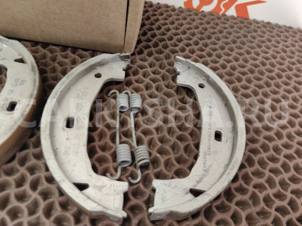 Колодки ручника BMW X1 оригинальный номер 34 41 0 410 823, 34 41 0 410 823, 34410410823, 0410823, 34 41 0 148 321, 34410148321, 0148321, 34 41 0 004 879, 34410004879, 0004879, 34 41 6 761 291, 34416761291, 6761291, 34 41 6 761 290, 34416761290, 6761290, 34 41 6 755 273, 34416755273, 6755273, 34 4