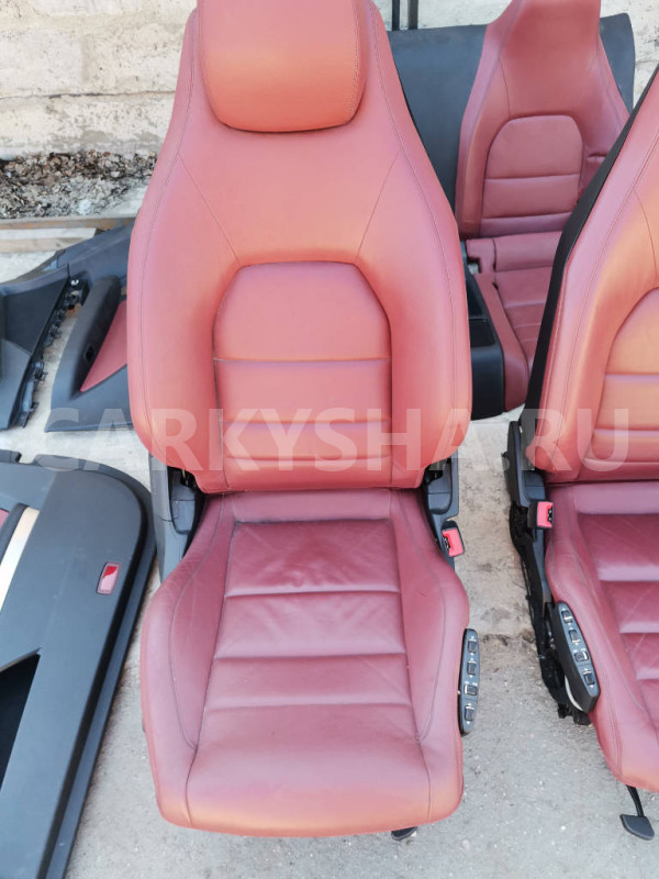 Салон в сборе Mercedes-Benz E-класс 2012 C207 271.860 Mercedes-Benz E-klasse 