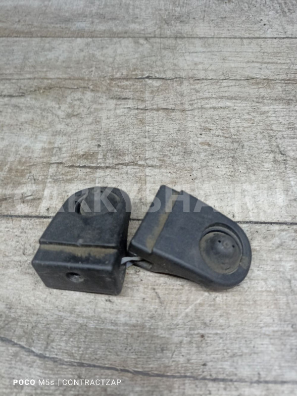 Кронштейн радиатора Citroen DS4 2011-2015 (комплект 9628677880) Peugeot 3008 оригинальный номер 9628677880