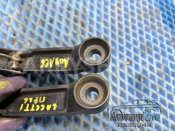 Поводок дворника левый правый Chevrolet Lacetti Chevrolet Lacetti оригинальный номер 95211018
