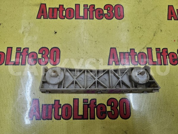 Крепеж бампера Nissan Almera 