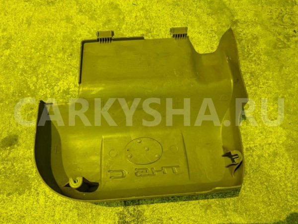 Декоративная крышка двс Toyota Alphard 