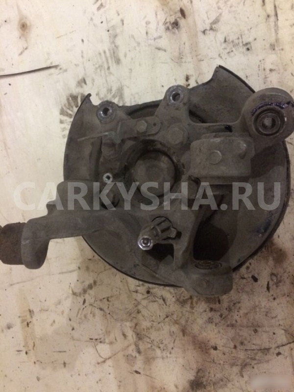 Кулак задний левый Volvo S80 I (1998—2003) Volvo S80 оригинальный номер 30666556