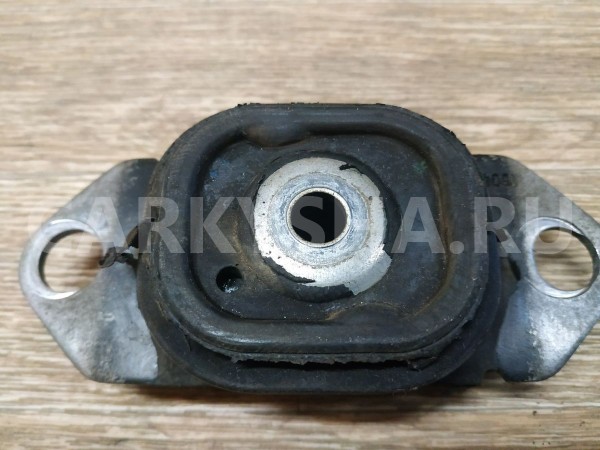 Опора КПП левая Renault Sandero 