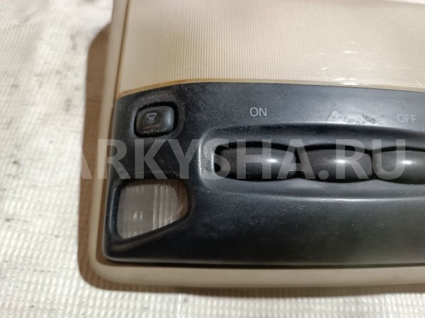 Плафон салонный передний Mitsubishi Galant 