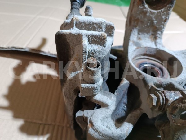 Кулак поворотный передний правый Ford Focus 