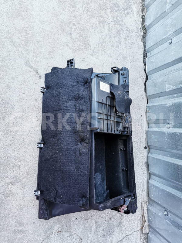 Бардачок A1646800591 Mercedes-Benz M-Class 2005 W164 272.967 Mercedes-Benz M-klasse оригинальный номер A1646800591