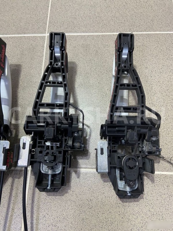 Ручки открывания наружние Ford Focus 3 2012 Ford Focus оригинальный номер BM51A224A36