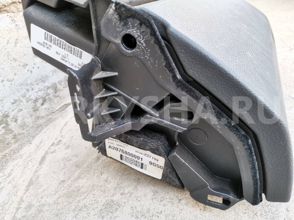 Бардачок A2076800091 Mercedes-Benz E-Class 2012 C207 271.860 0/0R0 Mercedes-Benz E-klasse оригинальный номер A2076800091