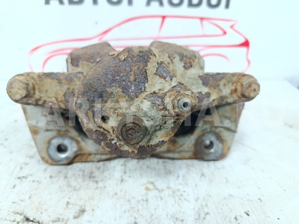 Суппорт передний правый Toyota Auris E150 Toyota Auris оригинальный номер 4773002340