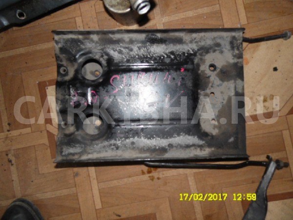 Крепление аккумулятора Suzuki Grand Vitara II рестайлинг (2008—2012) Suzuki Grand Vitara 