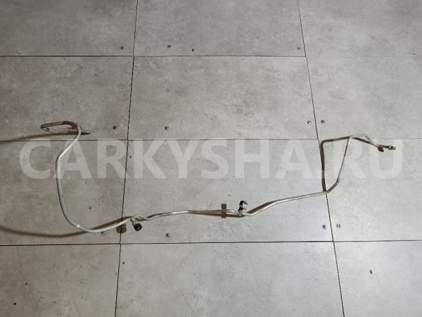 Трубка кондиционера Nissan Sunny оригинальный номер 924404M400