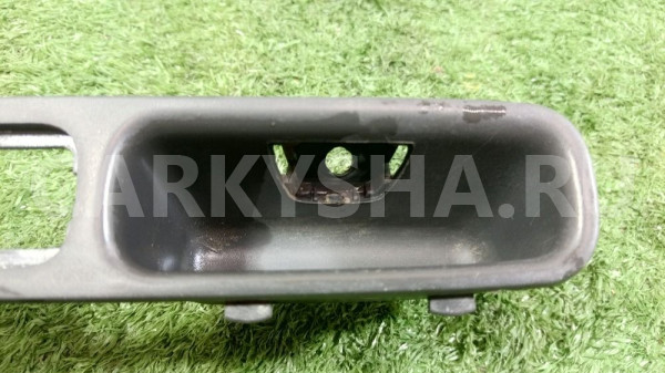 Накладка двери (крепление кнопки стеклоподъемника) Volvo S80 I (1998—2003) Volvo S80 