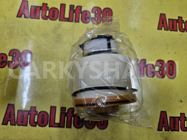 Фильтр топливный Toyota Fortuner оригинальный номер 233900L070