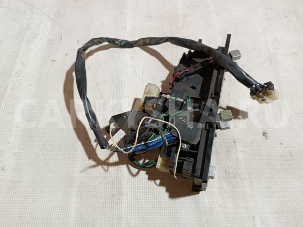 Блок управления отопителем Nissan Skyline оригинальный номер 2751041L11