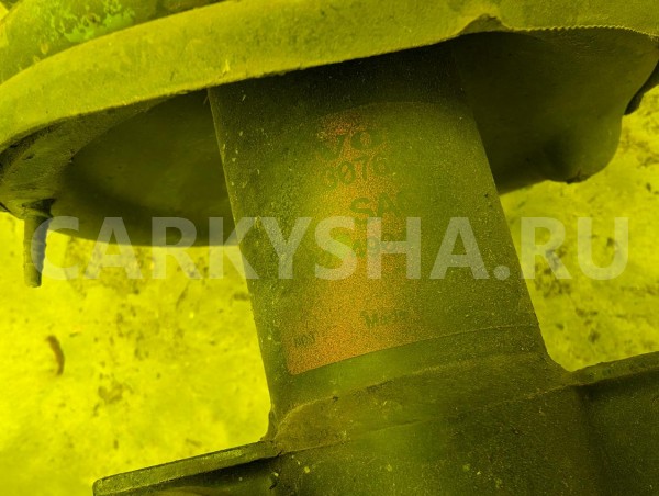 Стойка Volvo V70 