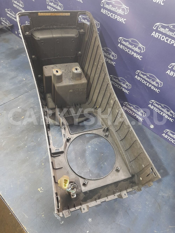 Подлокотник Ssang Yong Kyron Actyon Sport Ssang Yong Actyon оригинальный номер 7795131000