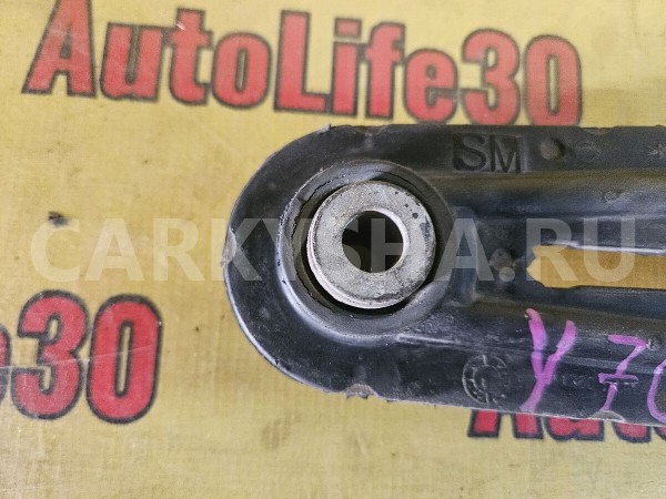 Опора двигателя задняя Nissan Juke 