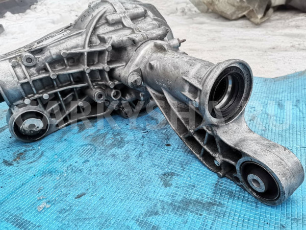 Редуктор передний Mercedes-Benz M-класс W166 3,70 Mercedes-Benz M-klasse оригинальный номер A1663300400
