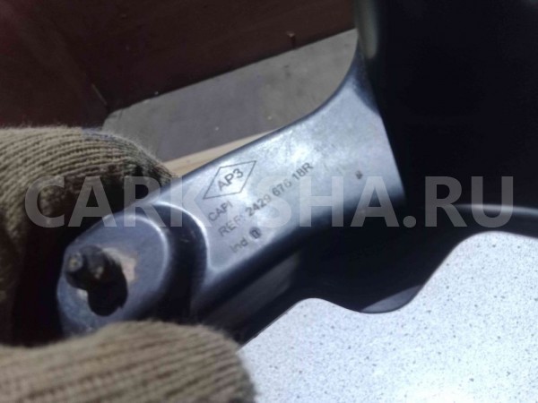 Кожух Renault Duster I рестайлинг (2015—2021) Renault 15 оригинальный номер 242967618r