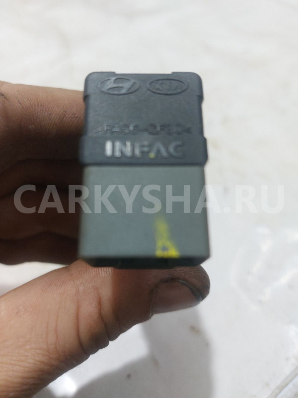 Датчик включения стоп сигнала Hyundai Solaris Hyundai Solaris оригинальный номер 938103S000