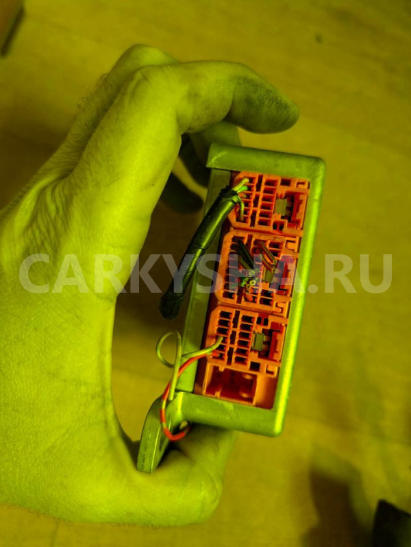 Блок srs Nissan Wingroad 